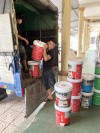 Tiếp nhận 105 thùng Sơn nước do công ty TNHH Sơn toa Việt Nam tài trợ