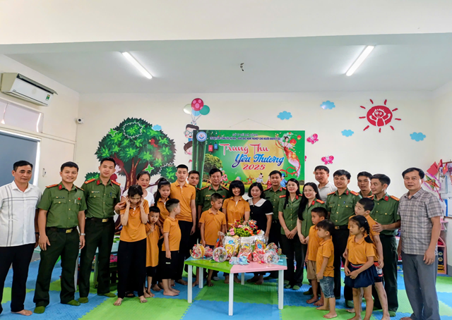Trung thu yêu thương 2025 tại Trung tâm can thiệp sớm cho trẻ em
